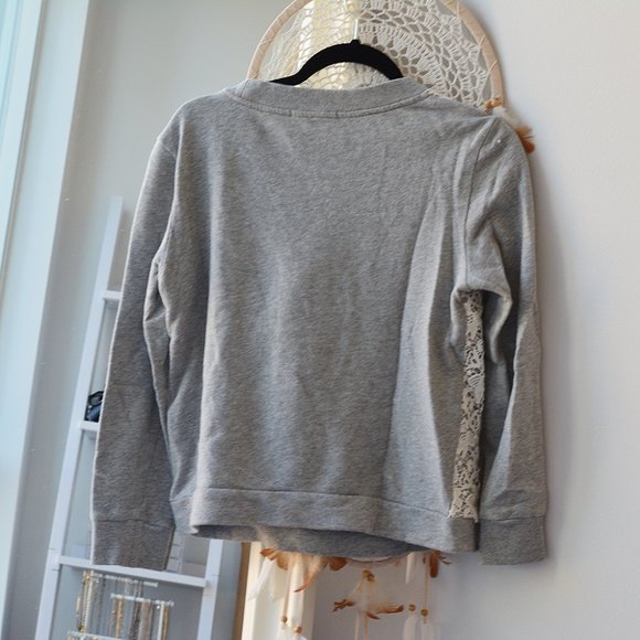 Forever 21‎ Grey Sweatshirt - Picture 6 of 7